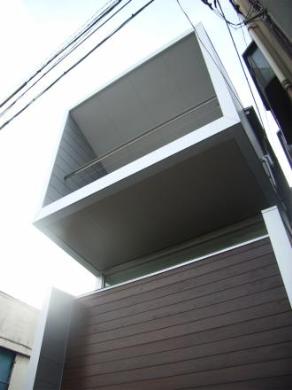Desain Rumah Jepang on Desain Rumah Kecil Memanjang Di Jepang Elongated Small House Design
